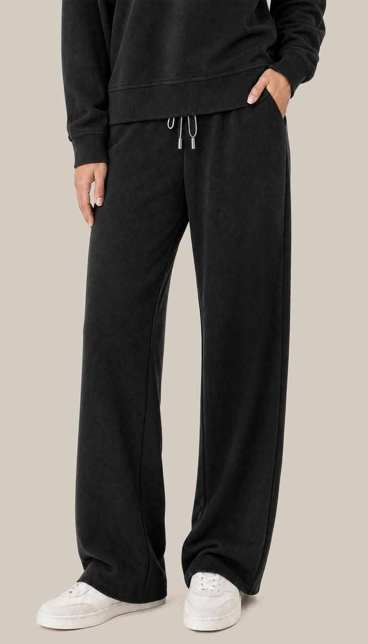 The Coastal Pant - Black - front
