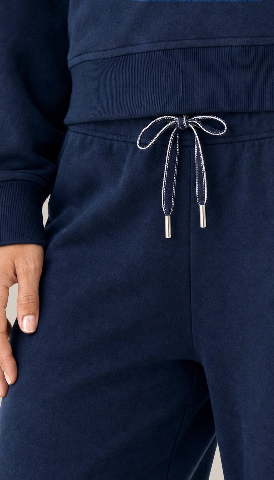 The Coastal Pant - Navy Blue - closeup1