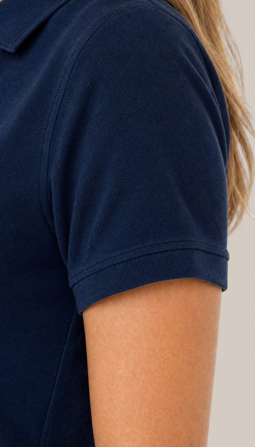 The Harbor Polo - Navy Blue - closeup2