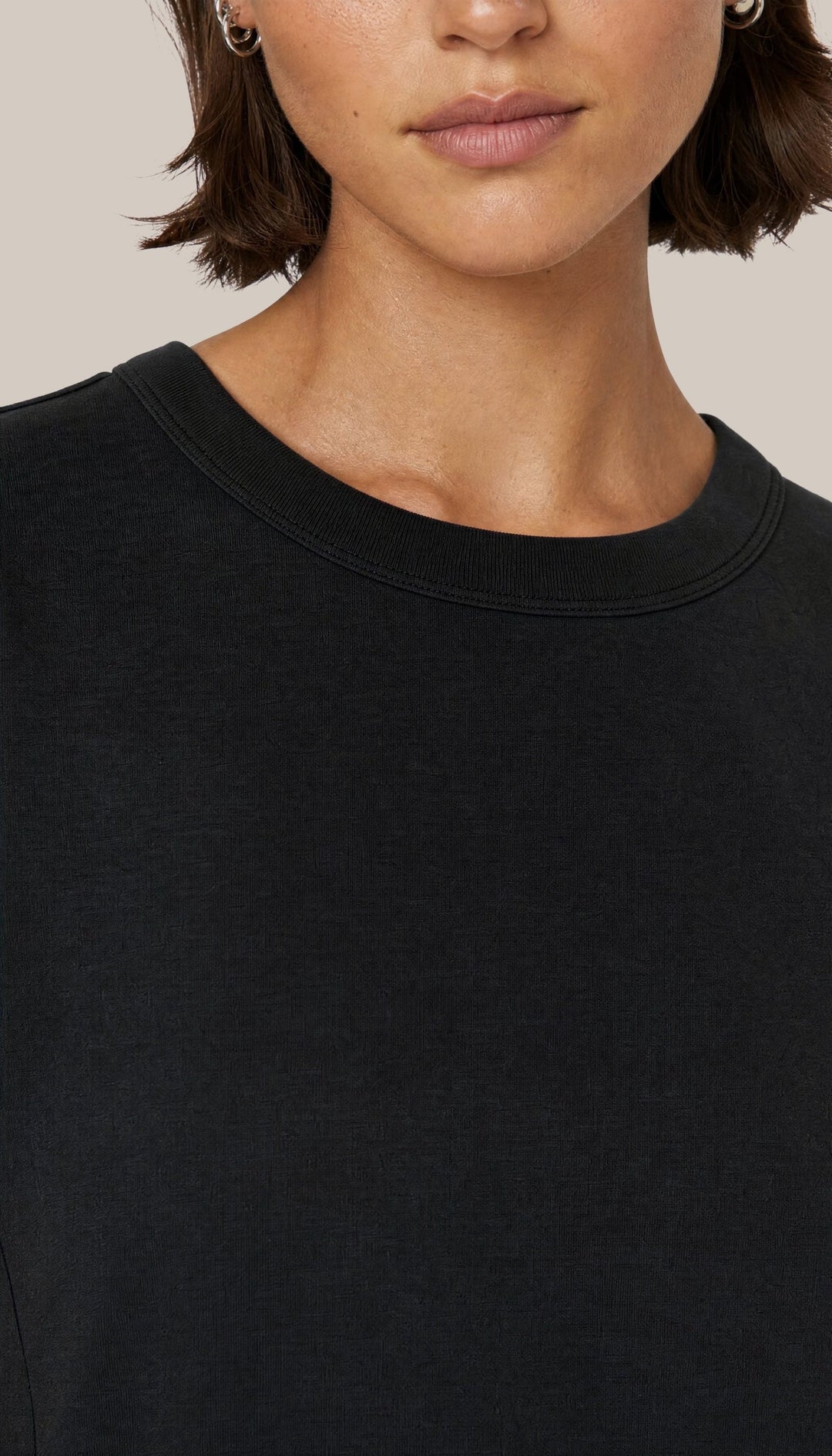 The Legacy Tee - Black - closeup1