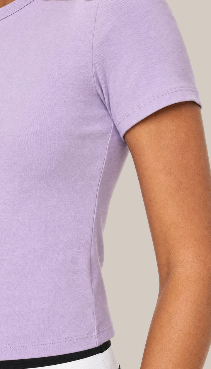 The Legacy Tee - Love Lilac - closeup3
