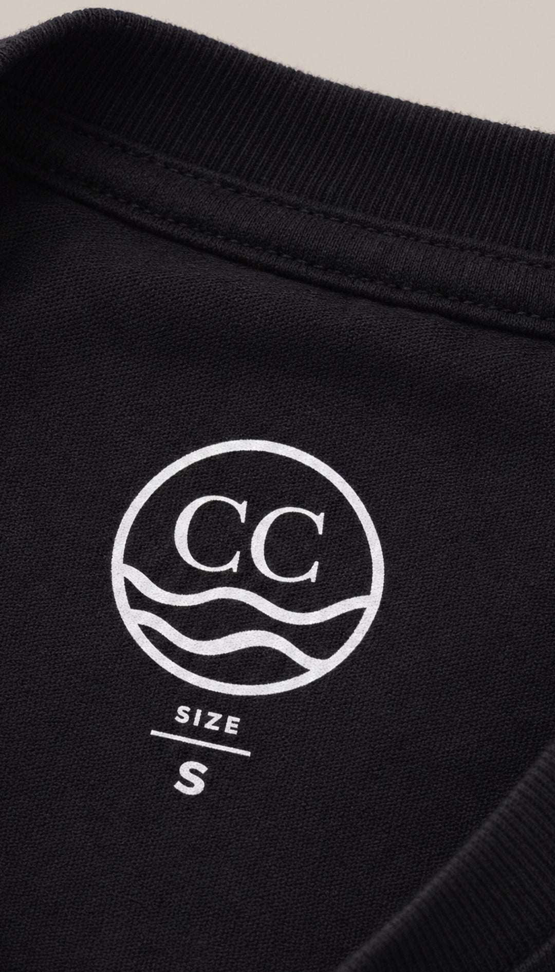 The Volley Shirt - Black - closeup1