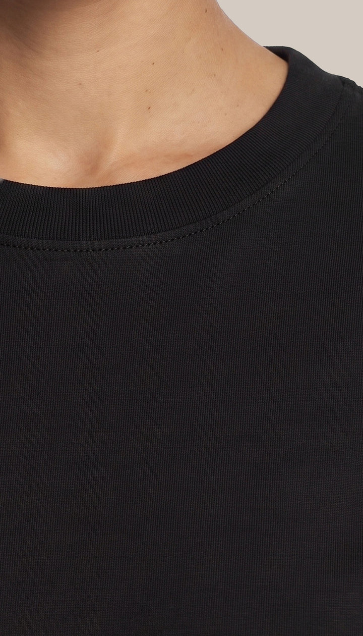 The Volley Shirt - Black - closeup2