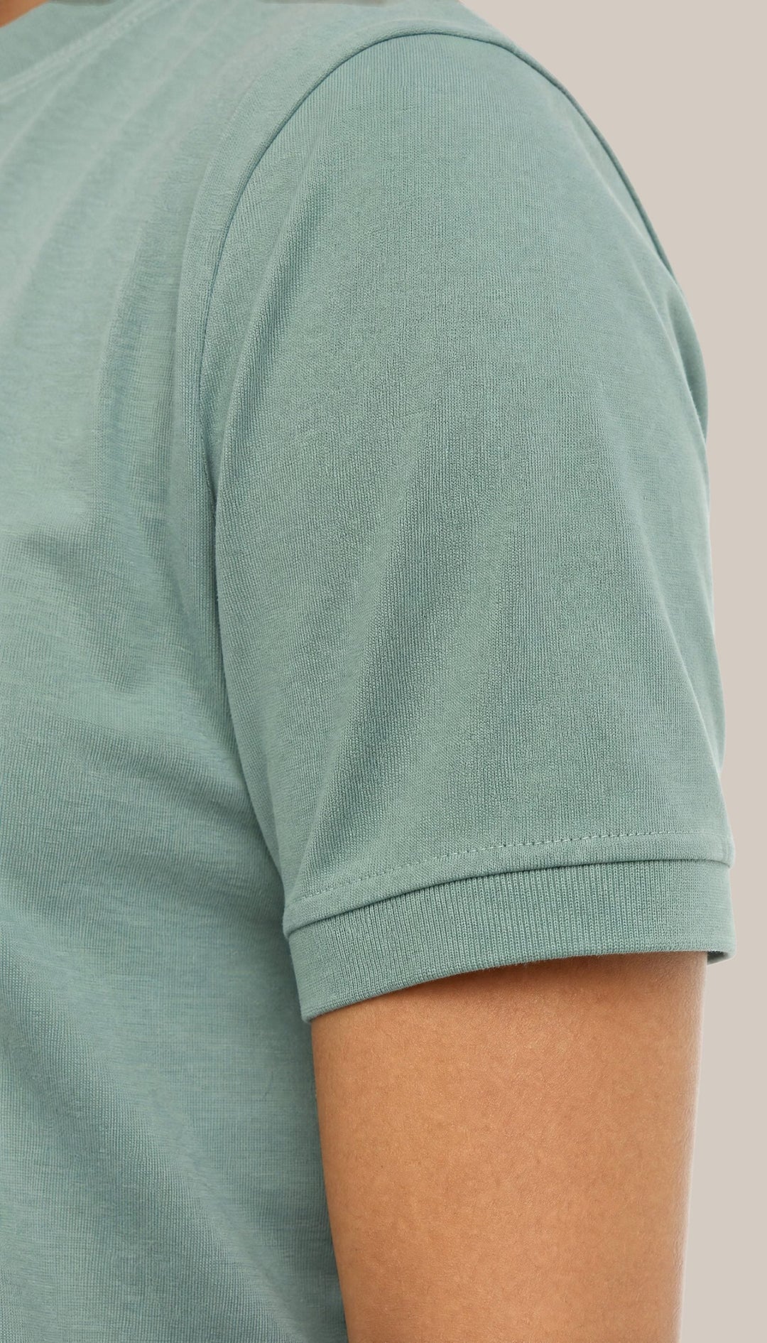The Volley Shirt - Palm Court - closeup1
